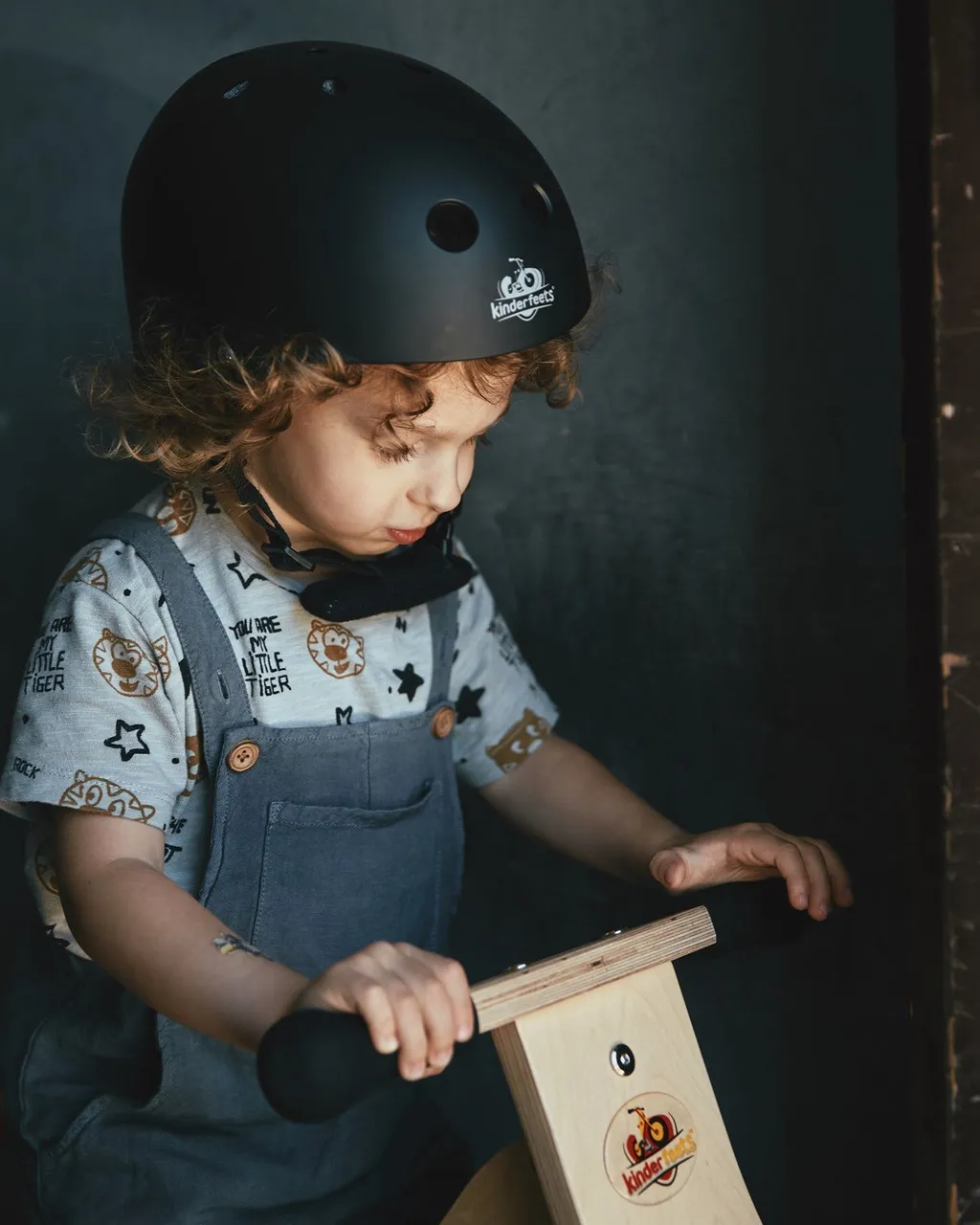 Kinderfeets Helmet Black