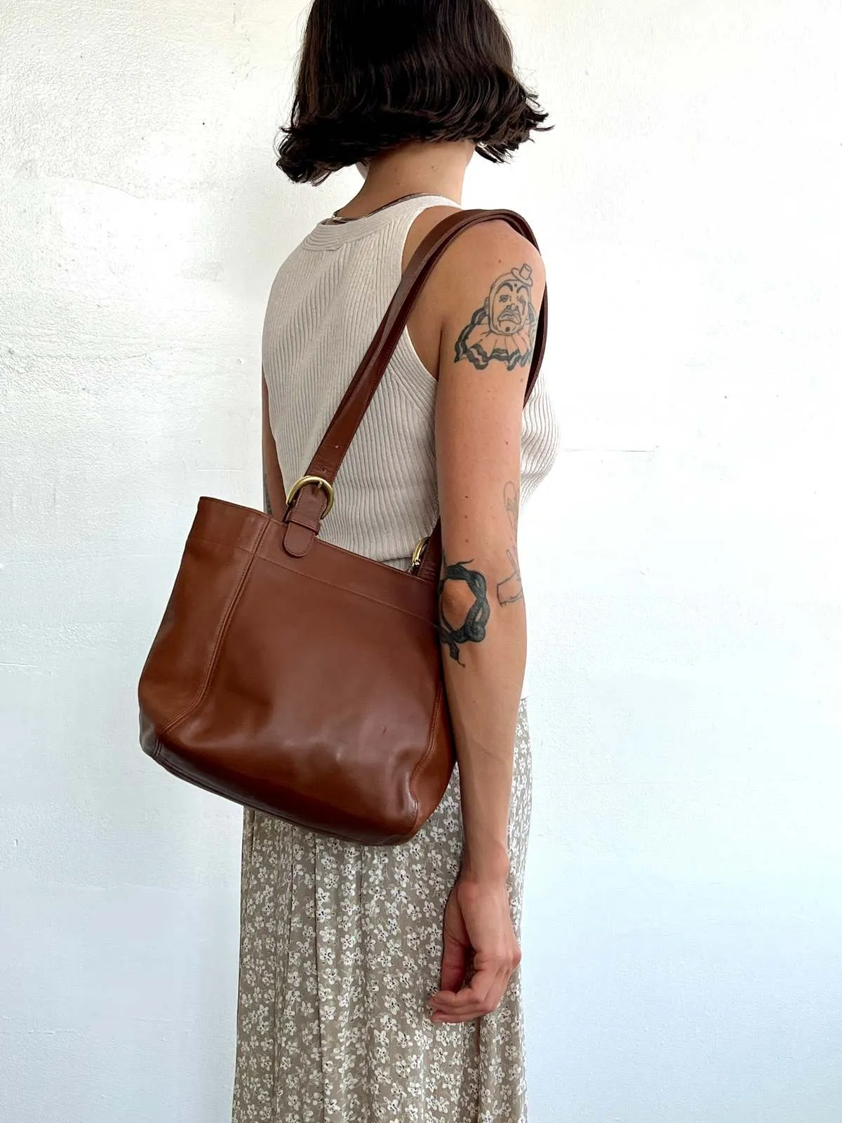 Leather Coach Shoulder Bag - Cognac