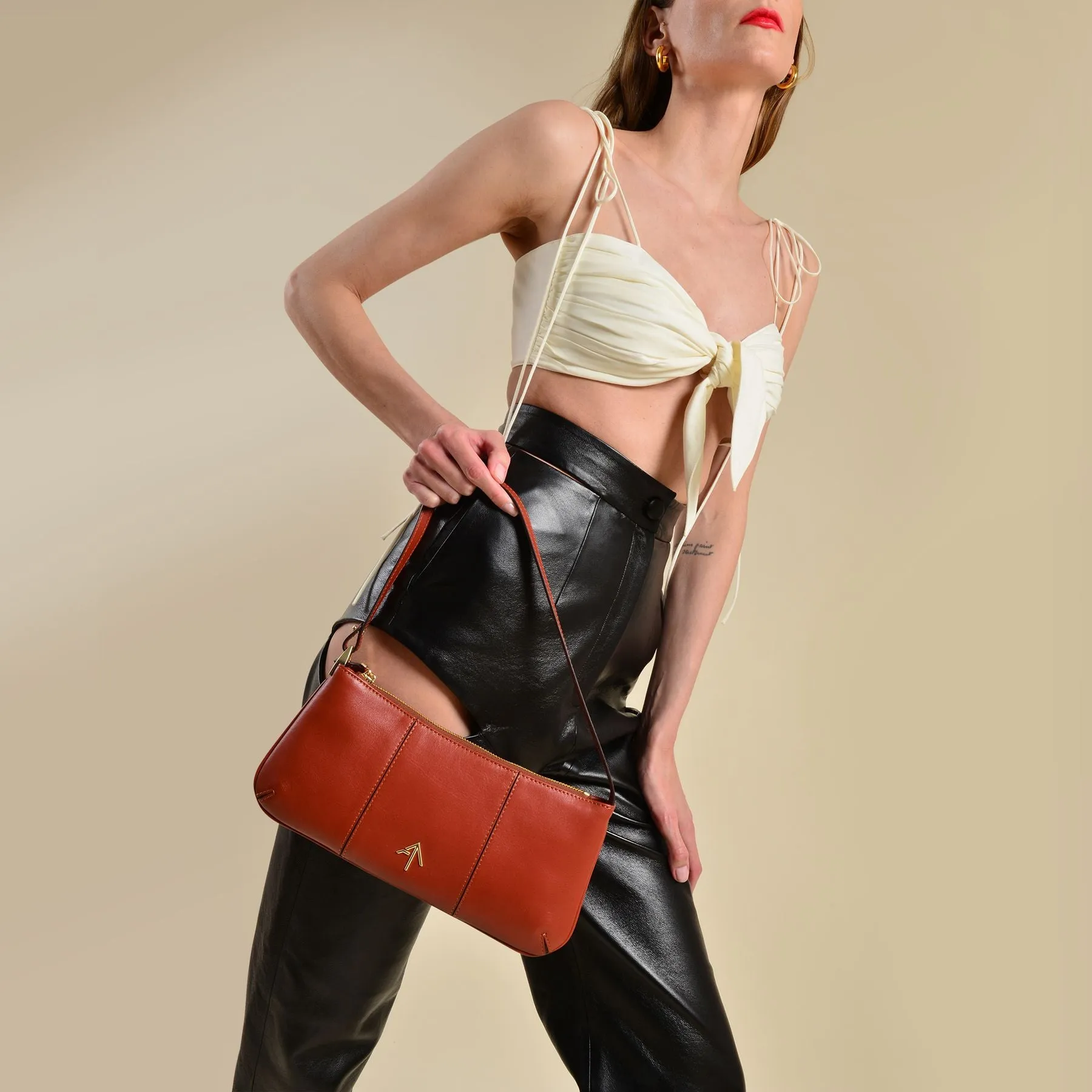 Manu Atelier  Bag Pita in Redbole Leather