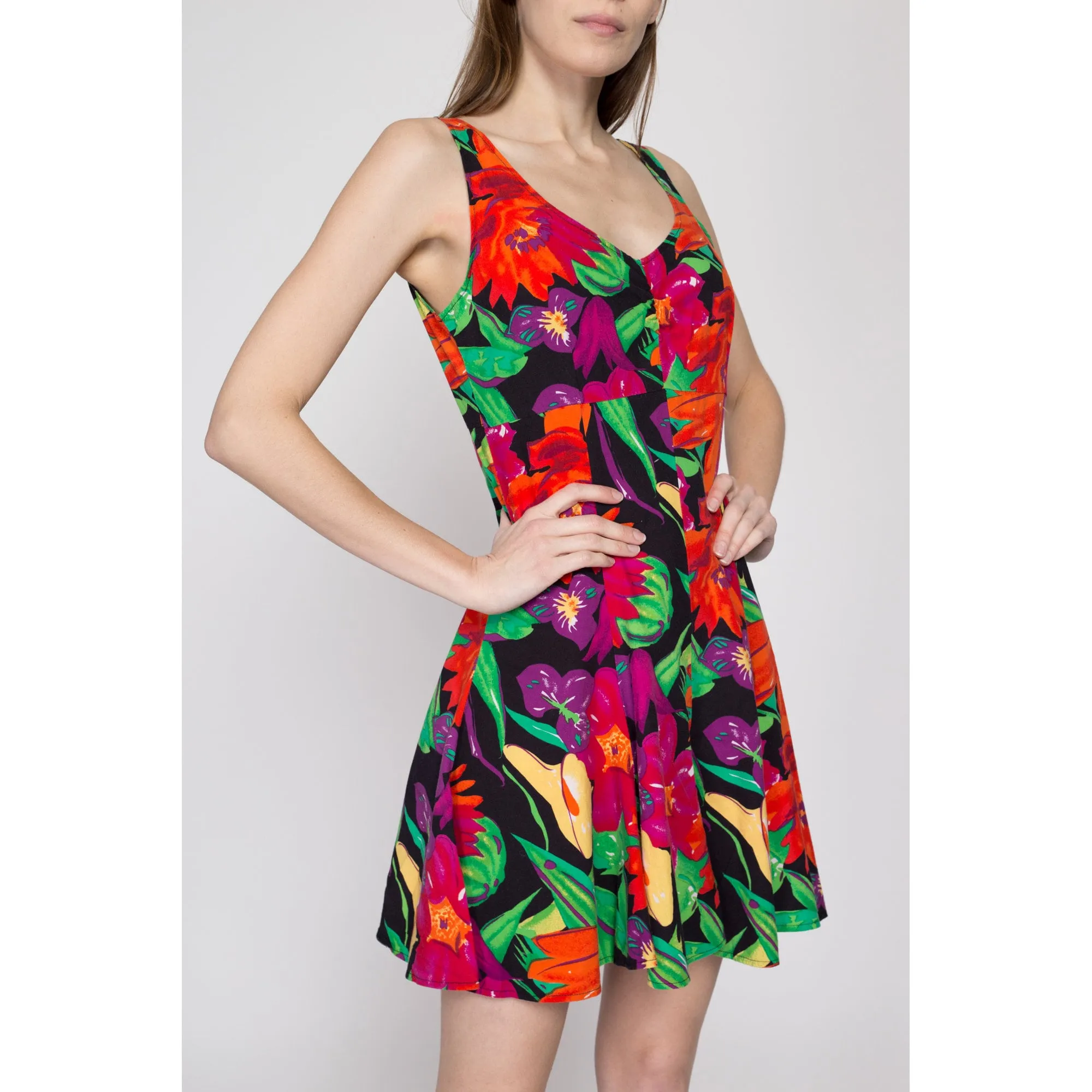 Medium 90s Tropical Floral Romper