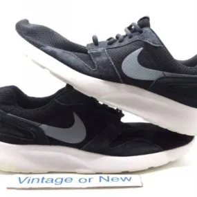 Men's Nike Kaishi Run Black Wolf Grey White Running Shoe...