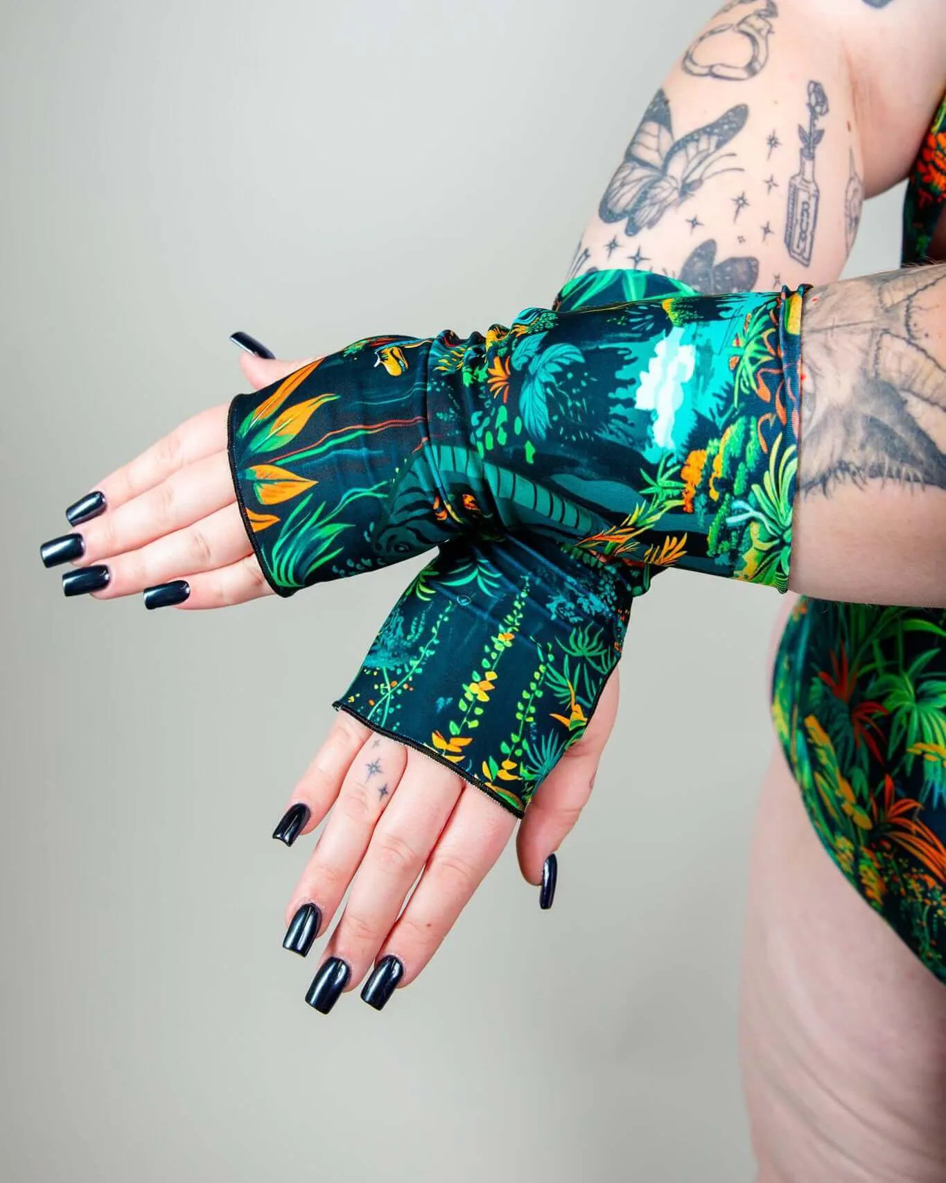 Mesozoic Gloves