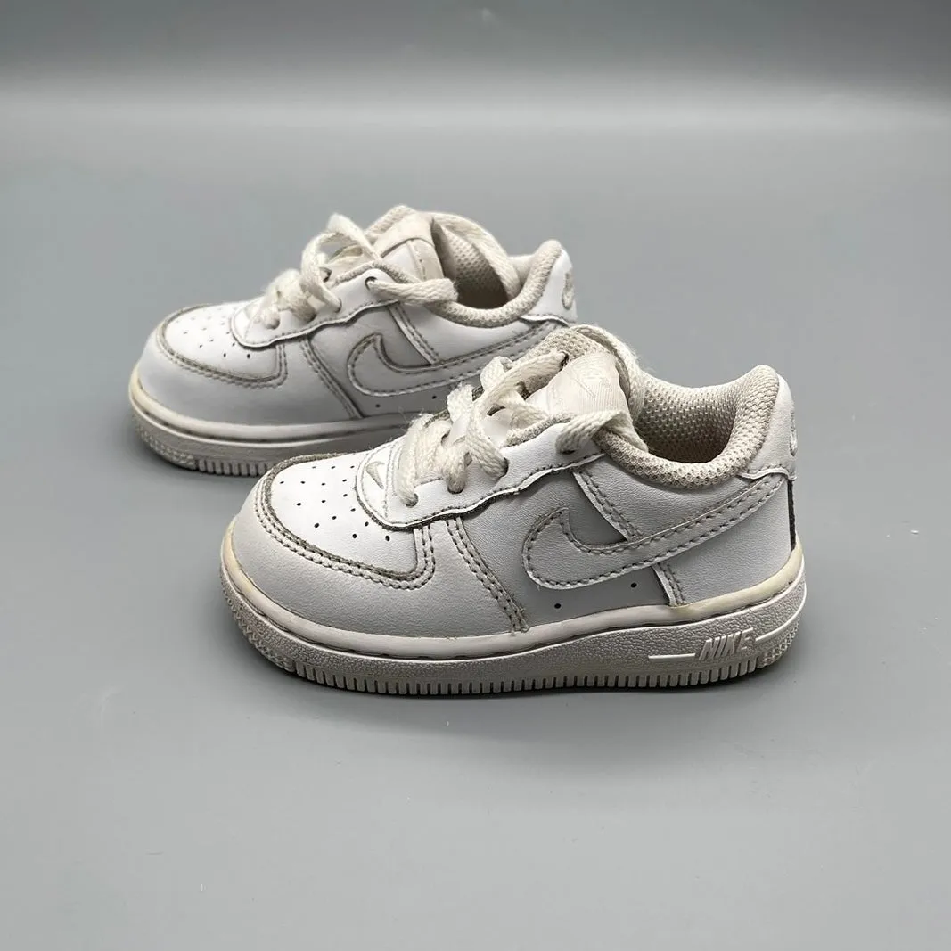 Nike / AF1 / US5