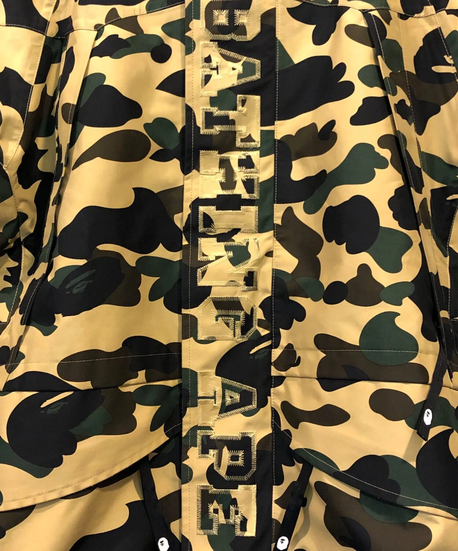 [Pre-owned] A BATHING APE GORE-TEX 1ST CAMO SNOWBOARD JACKET