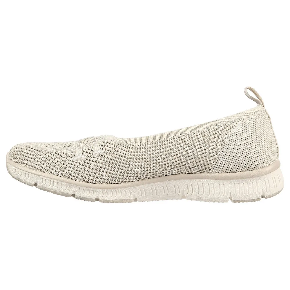 SKECHERS Women's Be-Cool Passioknit Running Shoe (Natural)