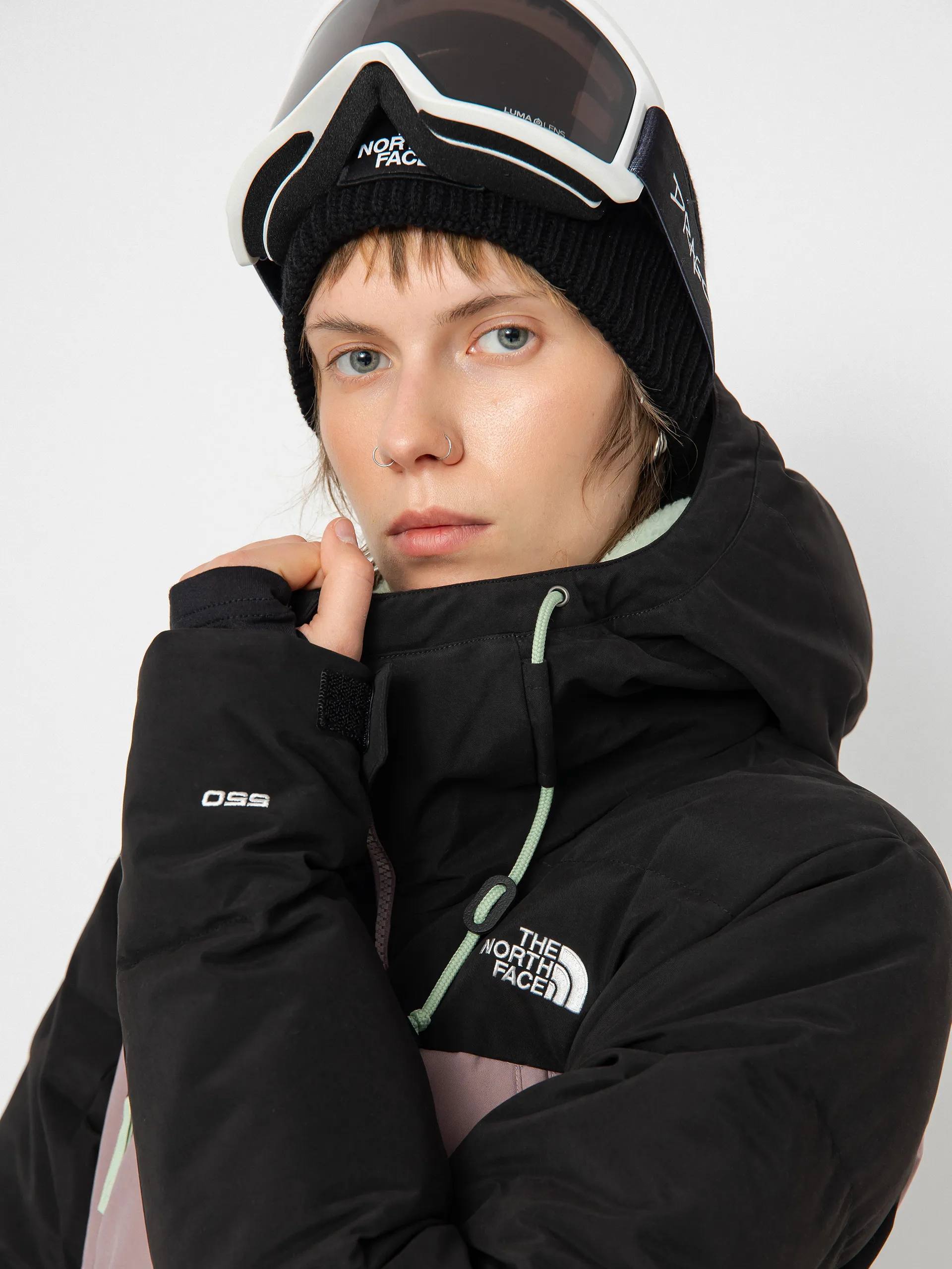 The North Face Pallie Snowboard jacket Wmn (fawn grey/tnf black)