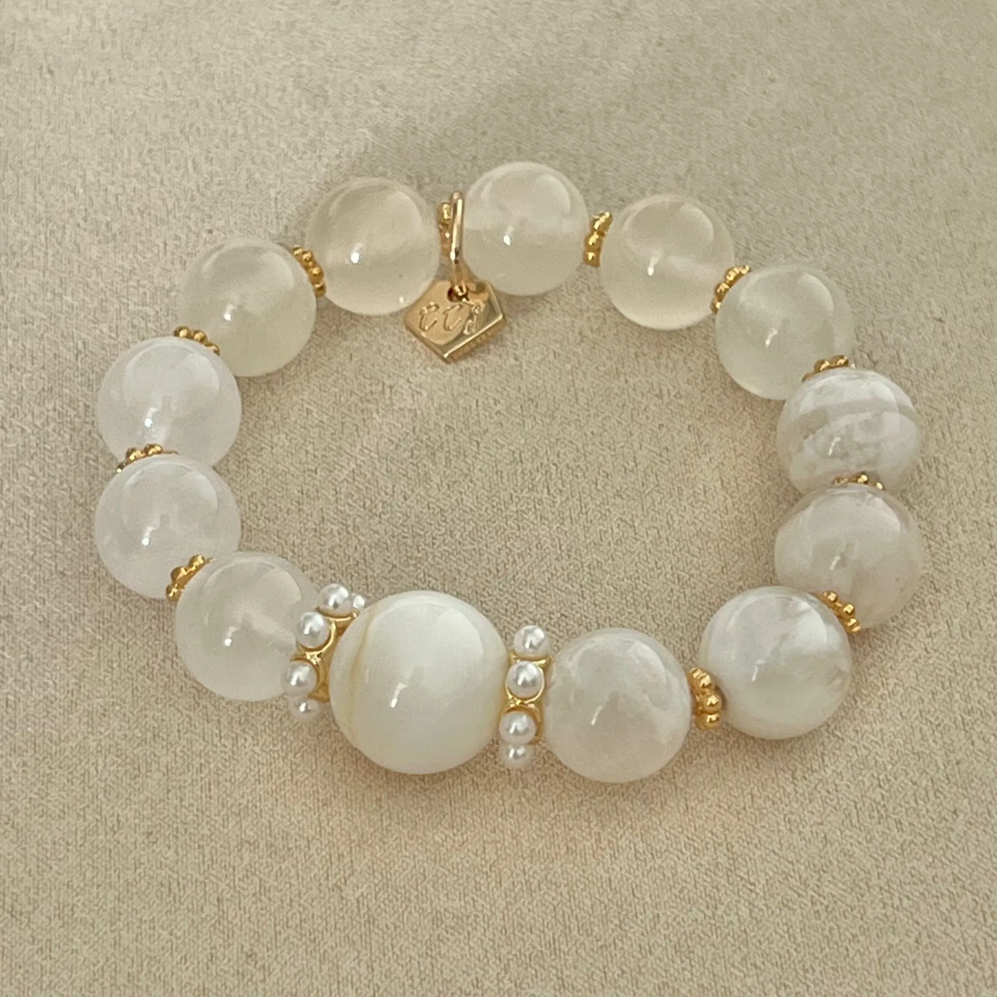 Yellow Tridacna, Selenite & Phantom Quartz Bracelet